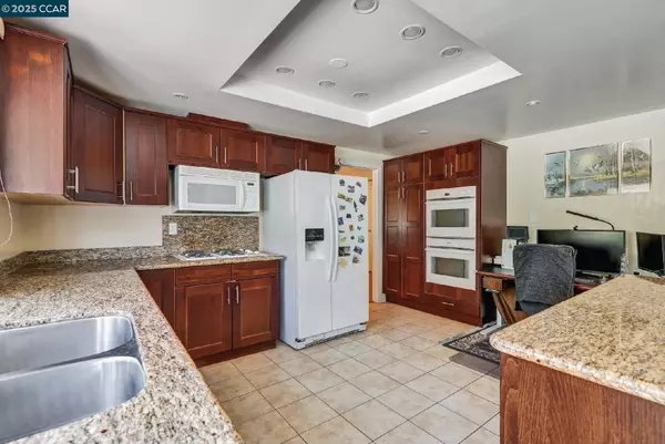 Walnut Creek, CA 94598,1533 Longford Ct