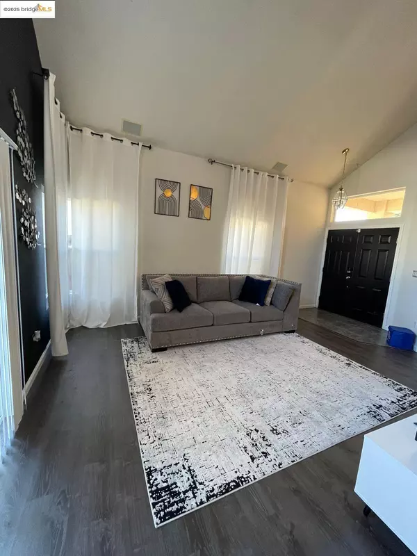 Antioch, CA 94509,4529 Pronghorn Way