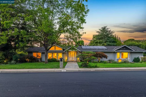 1023 White Gate Rd, Alamo, CA 94507