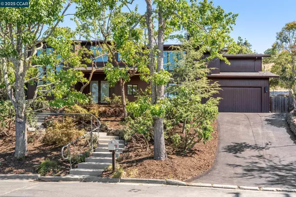 127 Devin Dr, Moraga, CA 94556