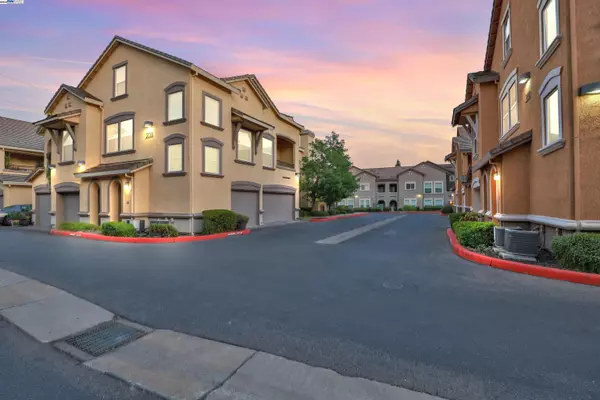 Folsom, CA 95630,216 Vessona Cir