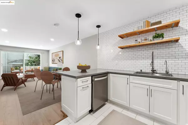 424 Staten Ave #104, Oakland, CA 94610