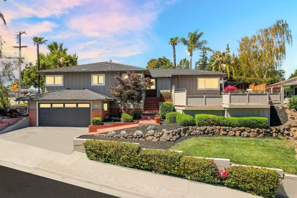 5320 Nash Way, Castro Valley, CA 94546