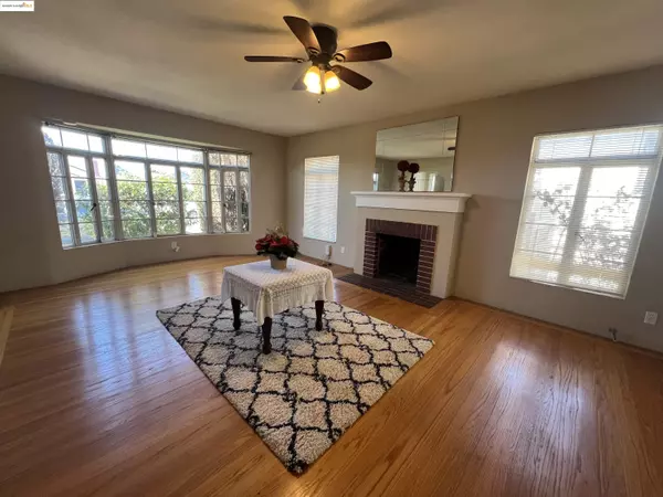 Oakland, CA 94605,2326 Maywood Ave