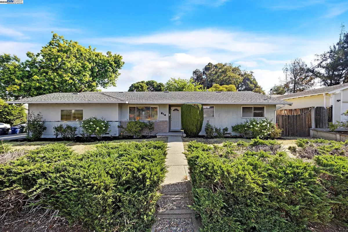 Concord, CA 94518,914 Bancroft Rd