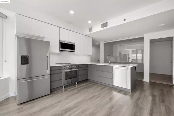 San Francisco, CA 94105,280 Spear St. #20H