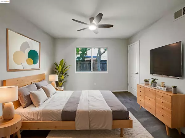 Dixon, CA 95620,1805 Derby Dr