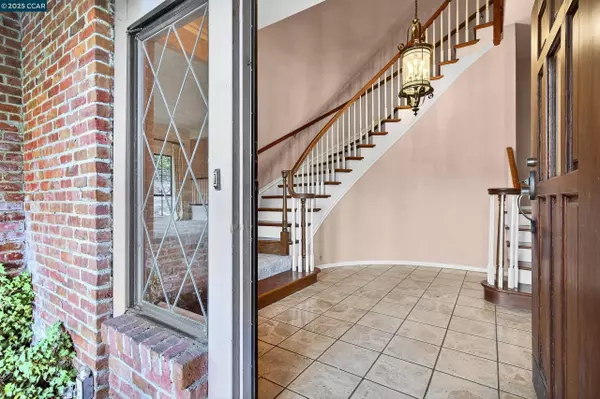 Alamo, CA 94507,58 Saint Andrews Ln