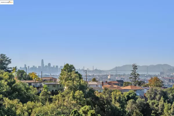 Oakland, CA 94605,9090 Castlewood St