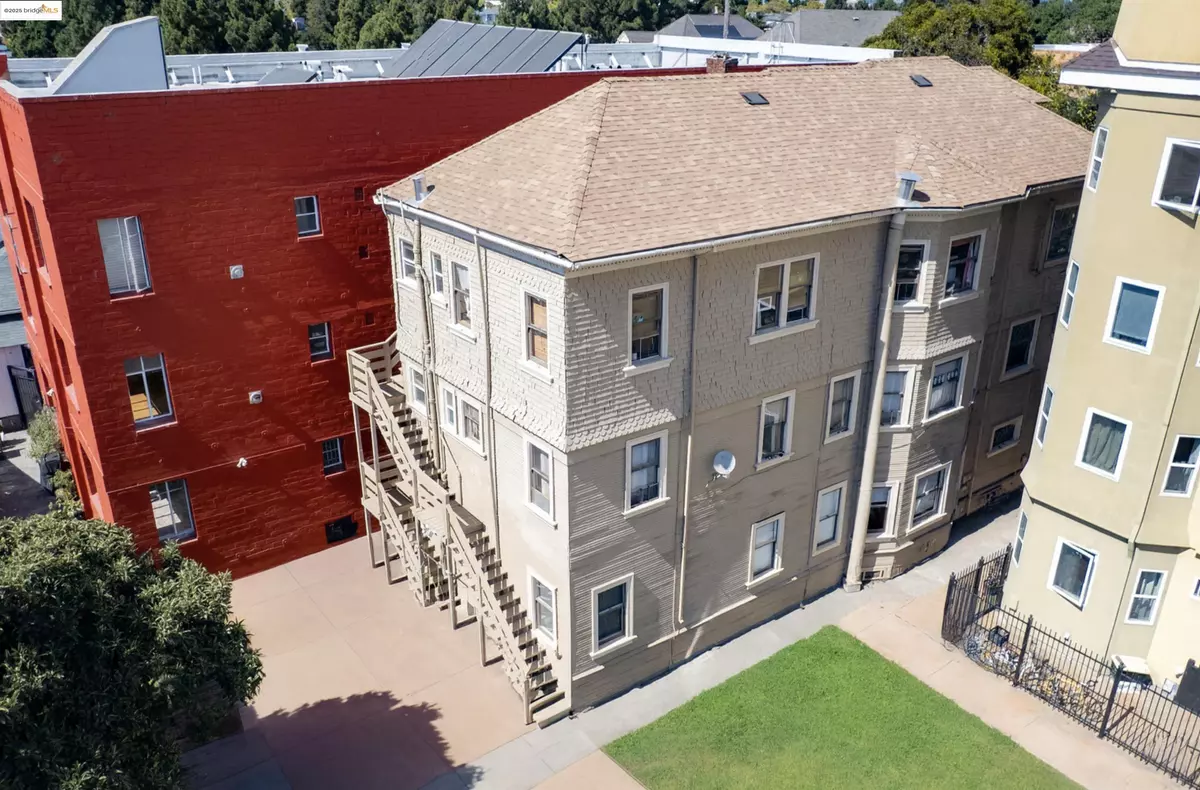Oakland, CA 95607,667 10th St