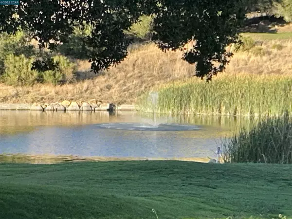 1921 Eagle Peak, Clayton, CA 94517