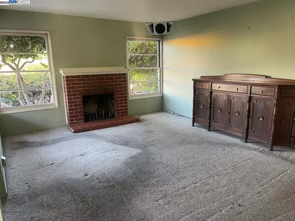 San Lorenzo, CA 94580,15539 Usher St