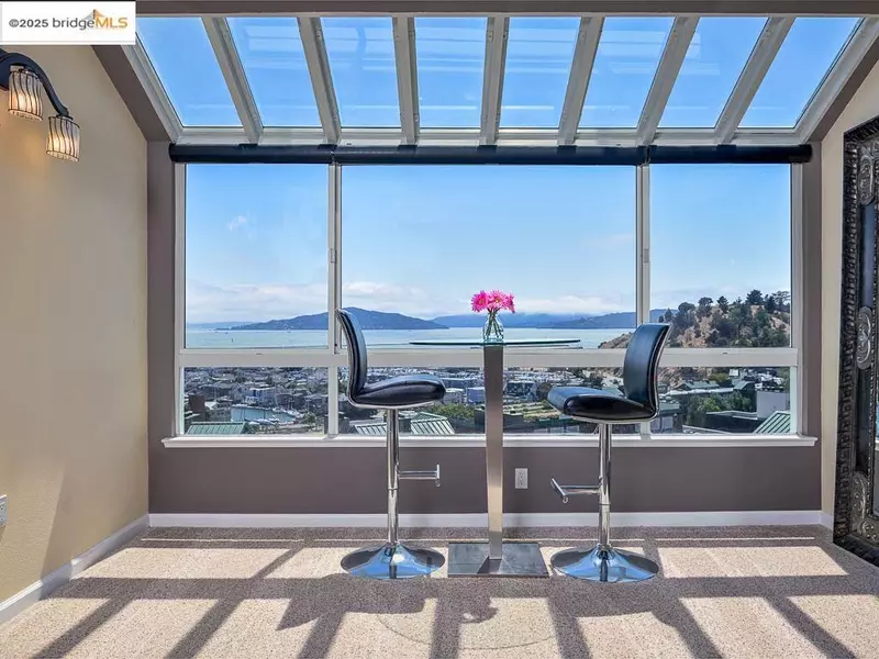 1400 Pinnacle Ct #317, Richmond, CA 94801