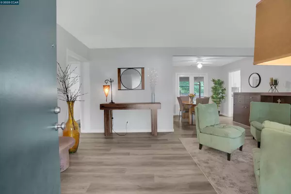 Pleasant Hill, CA 94523,136 Cleopatra