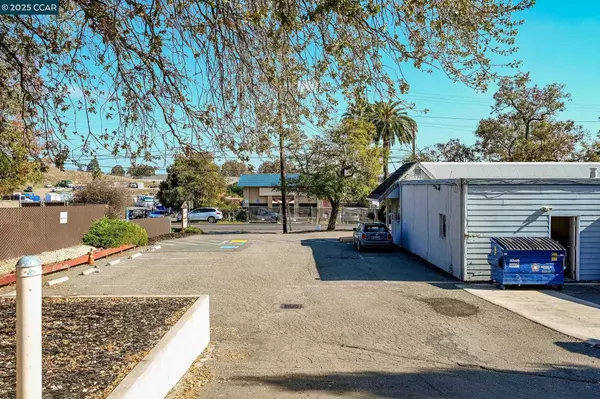 Martinez, CA 94553,4966 Pacheco Blvd