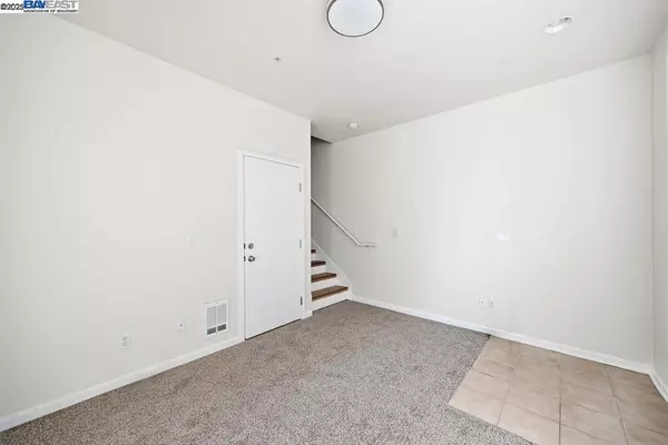 Richmond, CA 94801,462 Marina Way