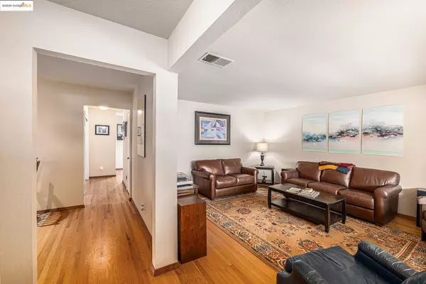 Dublin, CA 94568,11741 Silvergate Dr