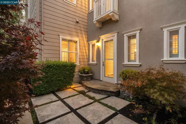 Danville, CA 94506,2207 Creekview Place