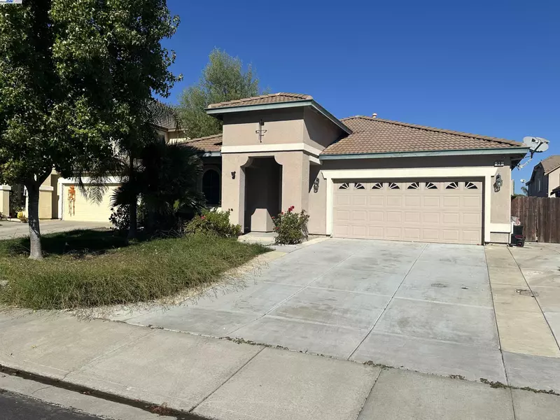 30 Vignola Ct, Oakley, CA 94561