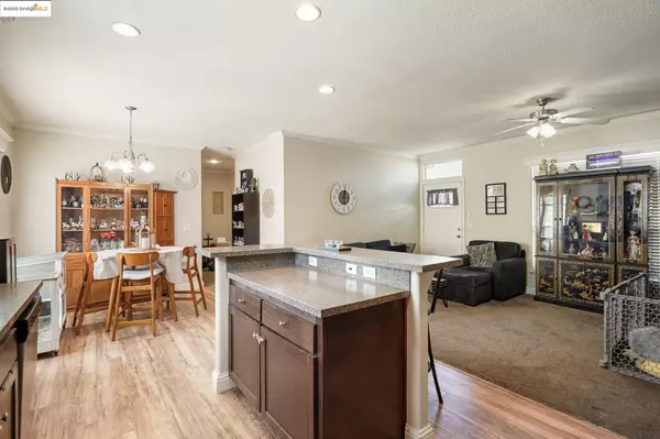 Fremont, CA 94538,79 Delta Grn