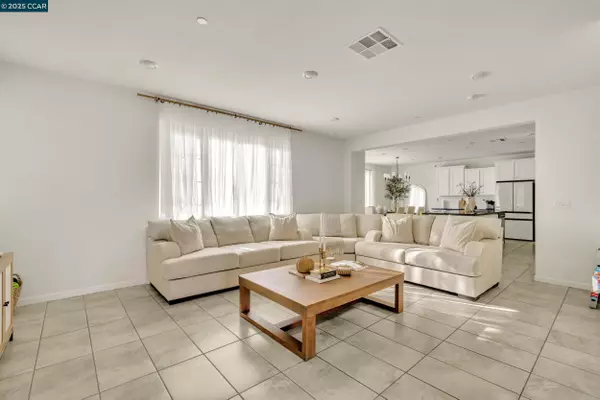 Antioch, CA 94531,5487 Alvar Loop