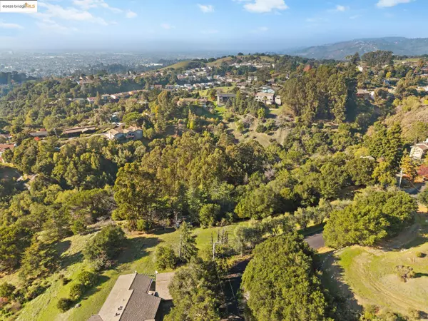 Oakland, CA 94605,11330 Lochard St