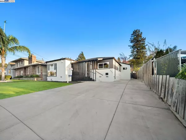 Hayward, CA 94541,1607 Ward St