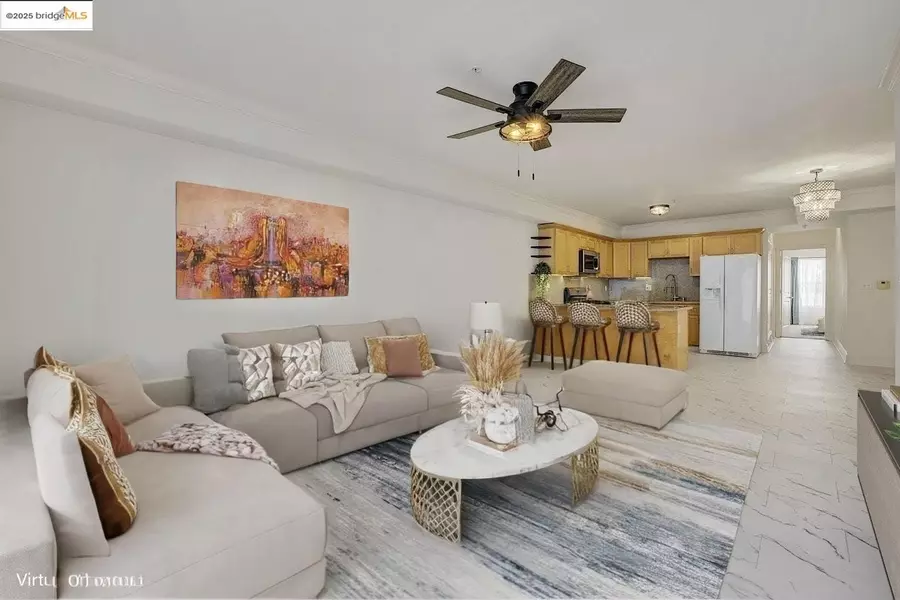 1515 14th AVE #302, Oakland, CA 94606