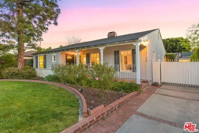 12138 LA MAIDA Street, Valley Village, CA 91607