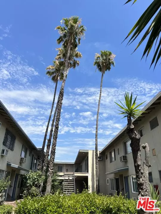 Sun Valley (los Angeles), CA 91352,8500 SUNLAND Boulevard #33