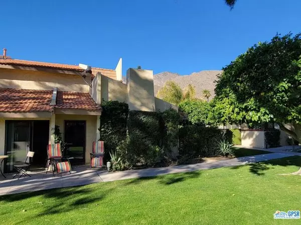 2600 S Palm Canyon Drive #20, Palm Springs, CA 92264