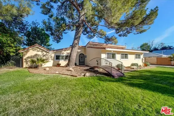 9844 Noble Avenue, North Hills (los Angeles), CA 91343