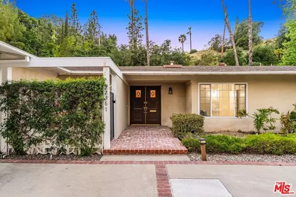 22367 Algunas Road, Woodland Hills (los Angeles), CA 91364