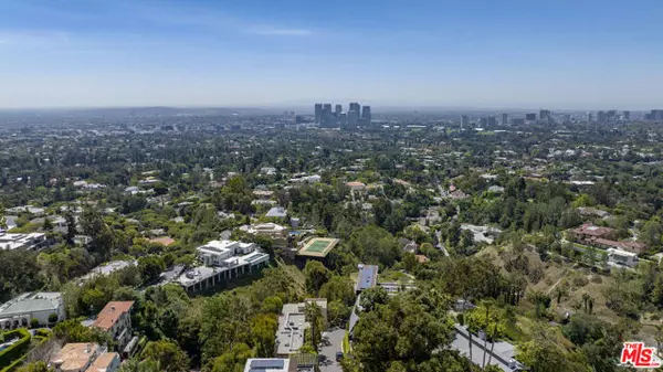 1314 Summitridge Place, Beverly Hills, CA 90210