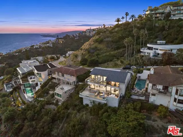 Laguna Beach, CA 92651,645 Nyes Place