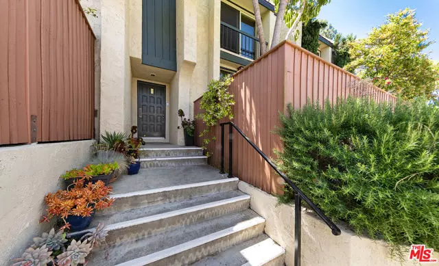 11260 Overland Avenue #16E, Culver City, CA 90230