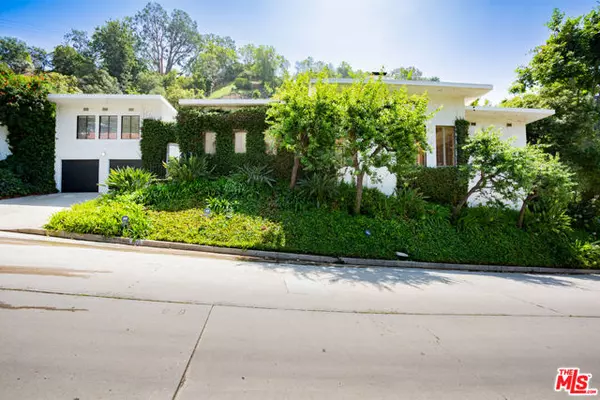 1370 Schuyler Road, Beverly Hills, CA 90210