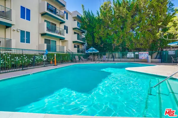 4501 Cedros Avenue #102, Sherman Oaks, CA 91403