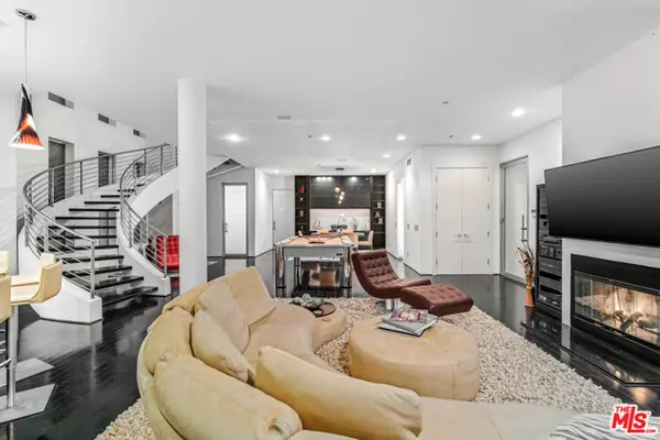 540 STASSI Lane, Santa Monica, CA 90402