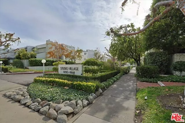 Studio City (los Angeles), CA 91604,11744 Moorpark Street #I