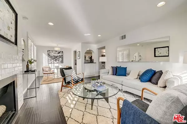 1215 N Olive Drive #201, West Hollywood, CA 90069