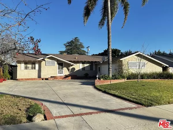 7914 Moorcroft Avenue, Canoga Park (los Angeles), CA 91304