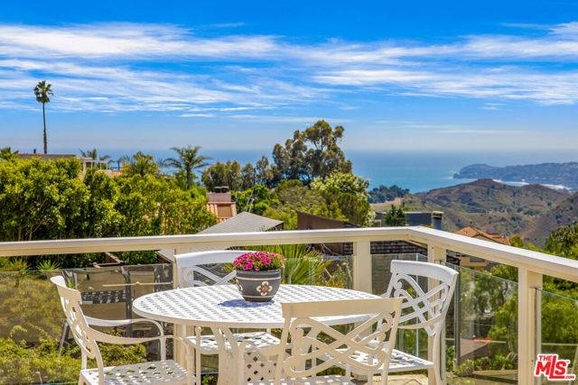 2903 Valmere Drive, Malibu, CA 90265