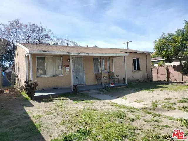 Panorama City (los Angeles), CA 91402,14320 Osborne Street