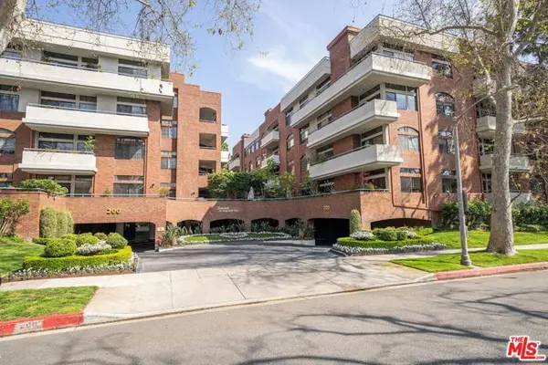 200 N Swall Drive #462, Beverly Hills, CA 90211