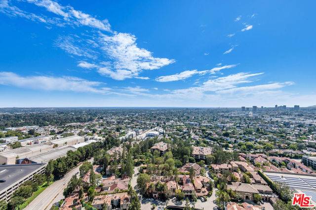 Los Angeles, CA 90067,1 W Century Drive #24A 24D