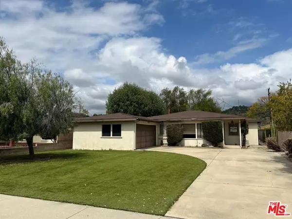 817 E Juanita Avenue, Glendora, CA 91740