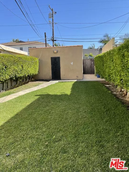Inglewood, CA 90305,2306 W 79th Street