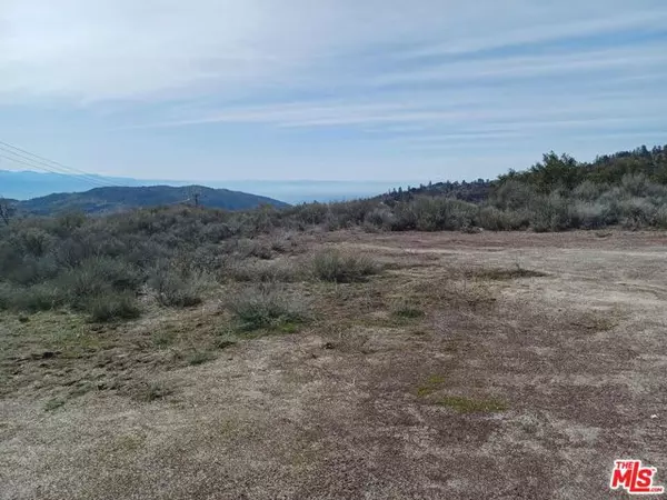 Tehachapi, CA 93561,25171 Paramount Drive