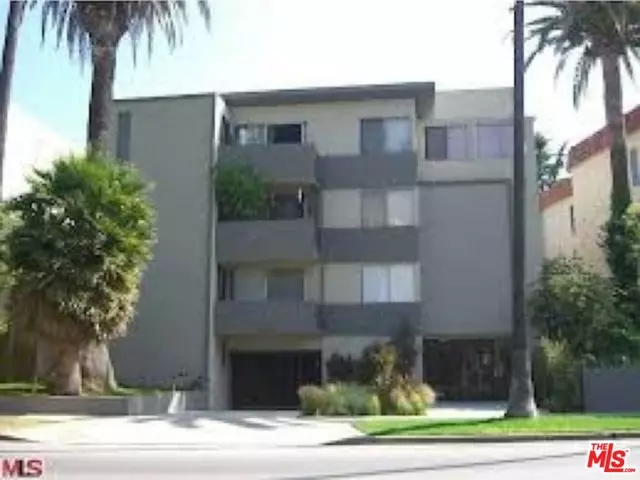 816 S BUNDY Drive #11, Los Angeles, CA 90049